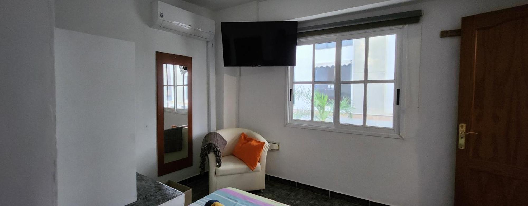 Apartment America *
